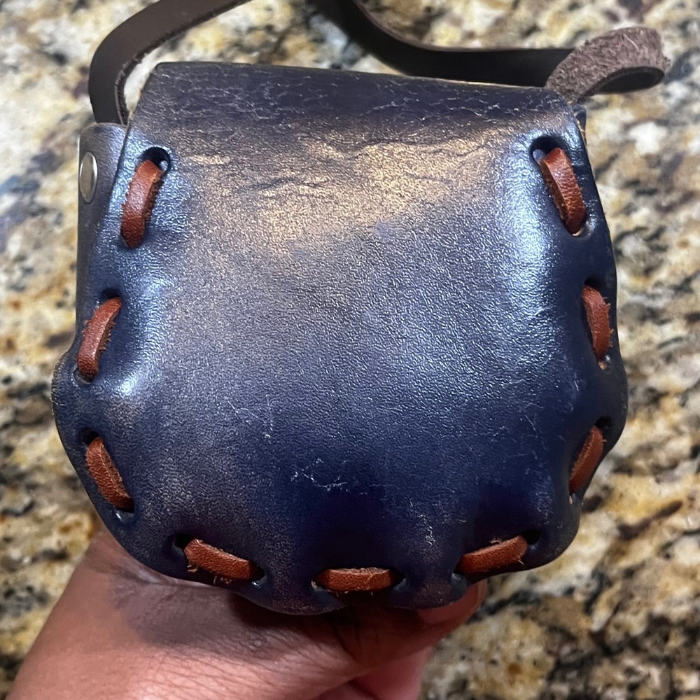 Vintage Hand Tooled Leather Mini Crossbody Bag Floral Painted Mexico Navy Small - Picture 3 of 8